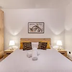 Amazing With Pool In Malta Is-Swieqi