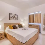 Apartment Amazing With Pool In Malta *