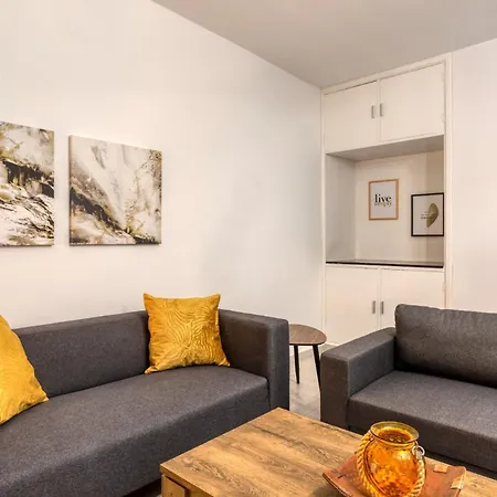 Amazing With Pool In Malta