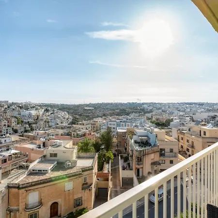Amazing With Pool In Malta Apartament Is-Swieqi