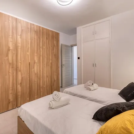 Apartman Amazing With Pool In Malta Is-Swieqi