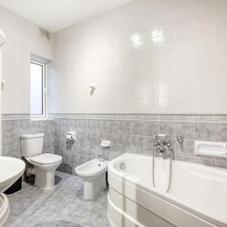 Amazing With Pool In Malta Apartament Is-Swieqi