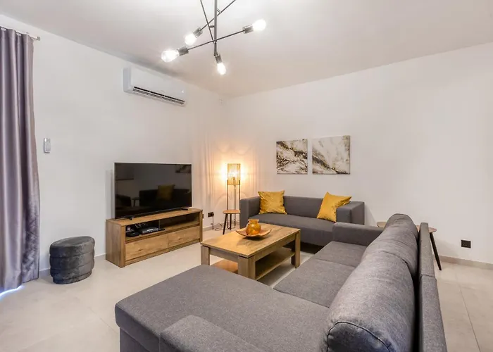 Lägenhet Amazing With Pool In Malta *