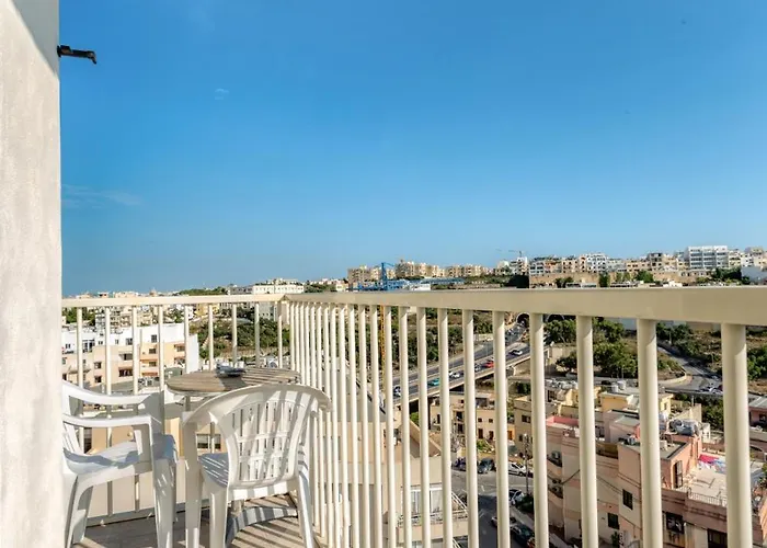 Amazing With Pool In Malta Lägenhet *