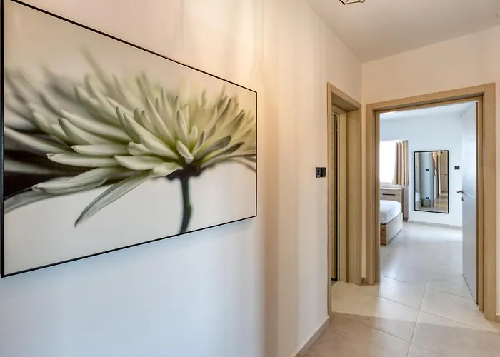 Lägenhet Amazing With Pool In Malta