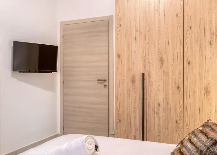 Amazing With Pool In Malta Lägenhet Is-Swieqi