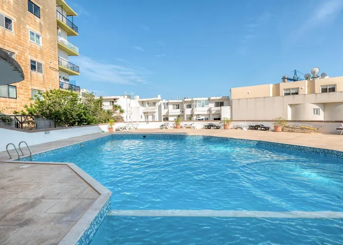 Lägenhet Amazing With Pool In Malta Is-Swieqi