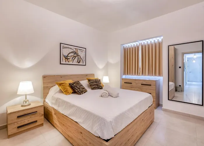 Lägenhet Amazing With Pool In Malta *